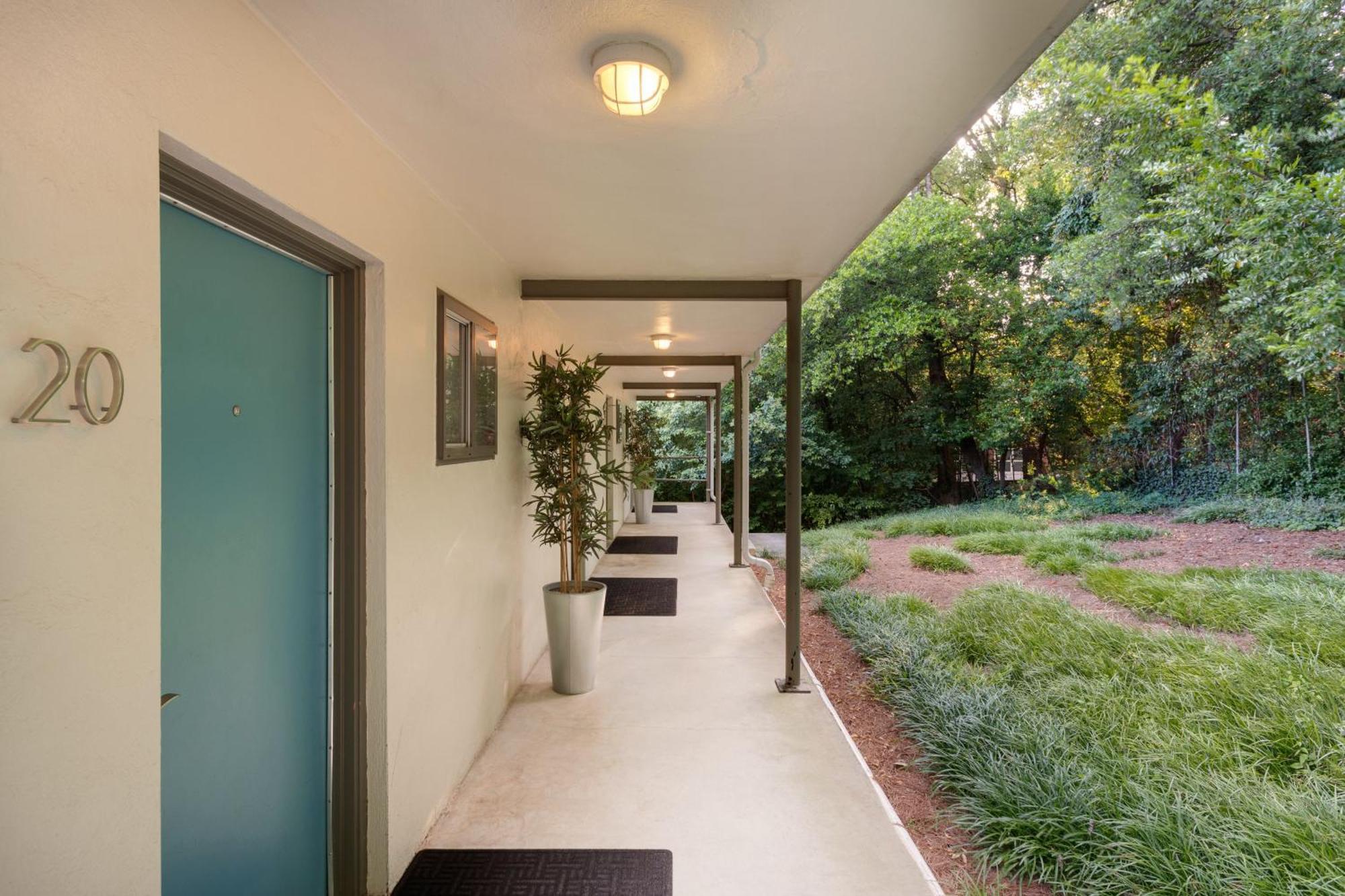Studios On 25Th By Bca Furnished Apartments アトランタ 部屋 写真
