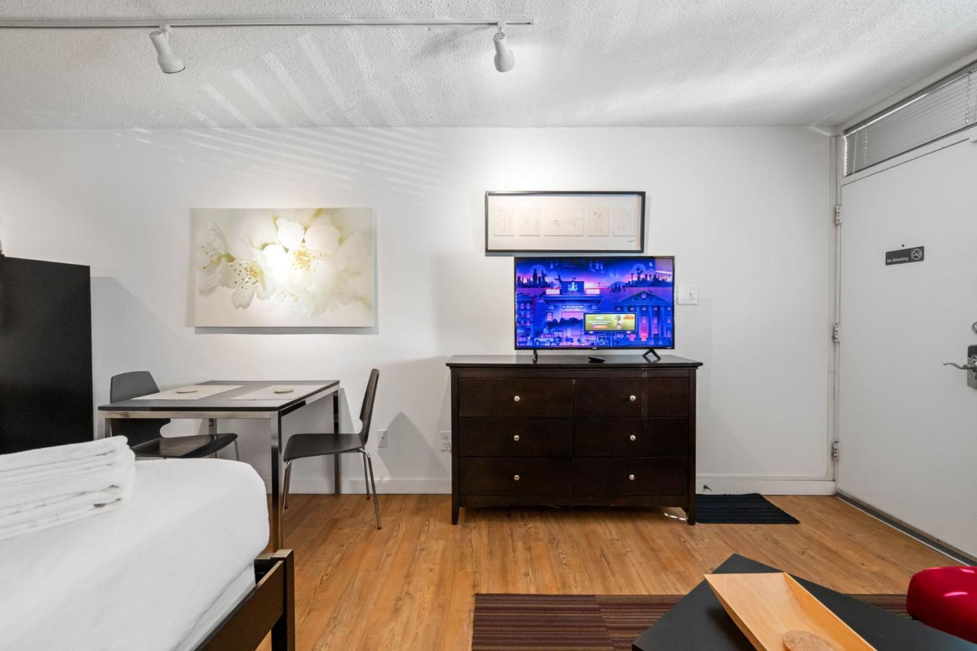 Studios On 25Th By Bca Furnished Apartments アトランタ 部屋 写真