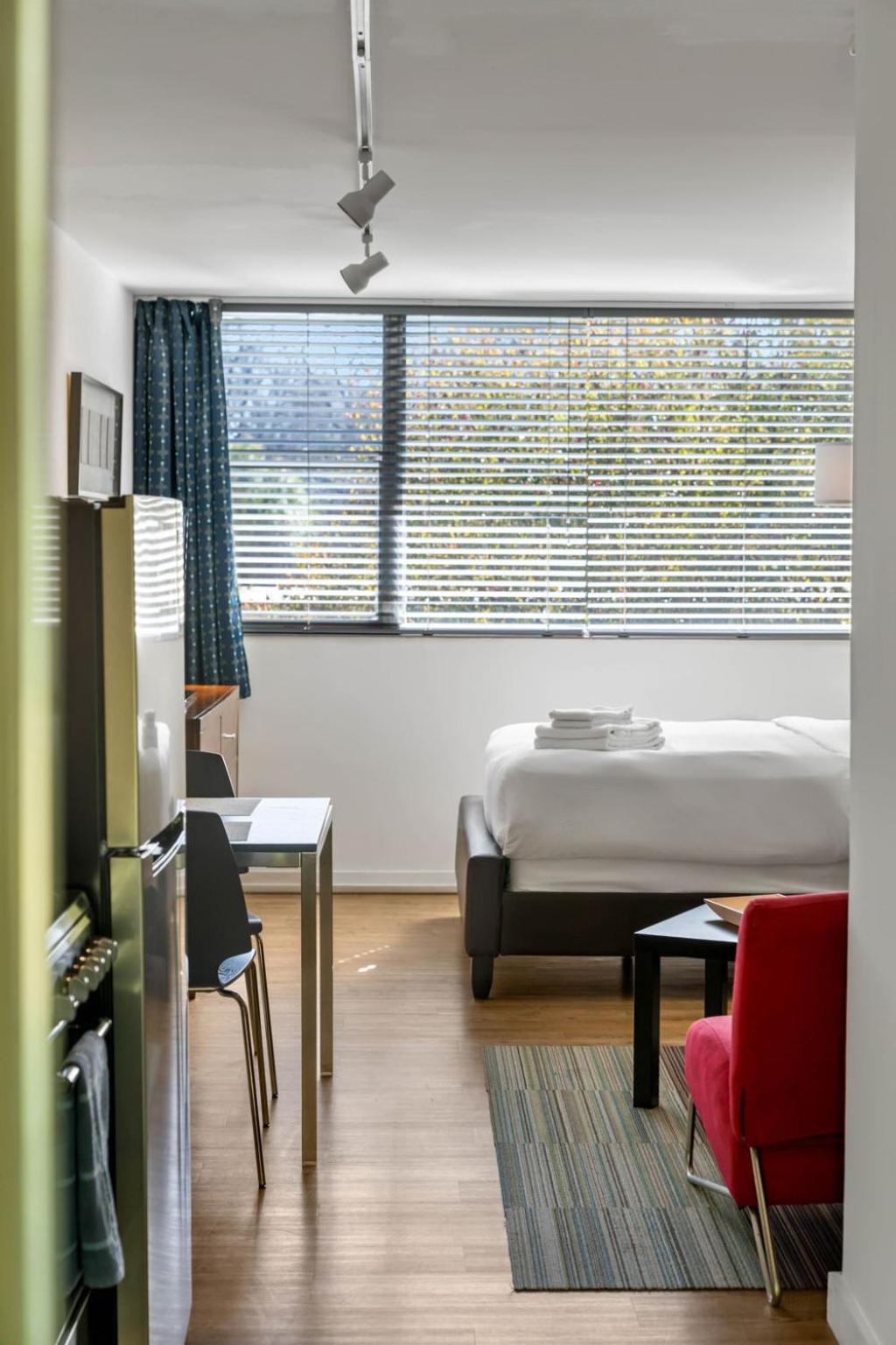 Studios On 25Th By Bca Furnished Apartments アトランタ 部屋 写真
